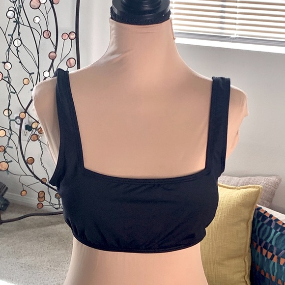 Sports Bras SIZE XL /14 - Picture 4 of 9